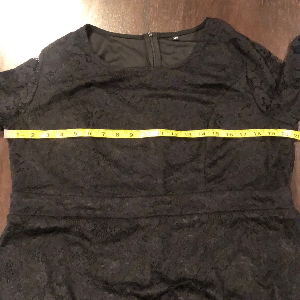 Black Lace Bell Sleeve Dress - Picture 11 of 13